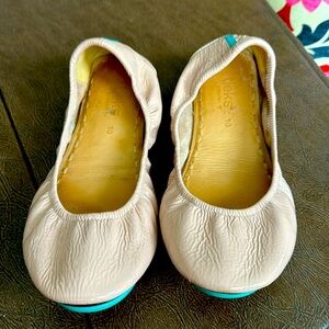 TIEKS- Beige Patent -10